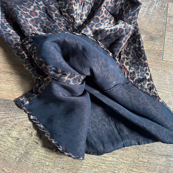 Women's Studio C Leopard Print Sleeveless Button Down Shirt S Brown Black - Picture 11 of 13